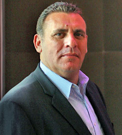 �����-�� ������� ������� �������� �� ��������� ����� ������. �� �������� �� ������� ���������� ������. �� �� ������ ��� �������� �� ���� ����� � �������� ��������� �� � ����� ����� �� �� �� �������� � ���� �������� ���������� � �����-�������. �� ������� ������ �������� �� ���������� �� ��������� �, � ���� ���� ����� �� ���� ���� ����� ������� ������������ �������.�